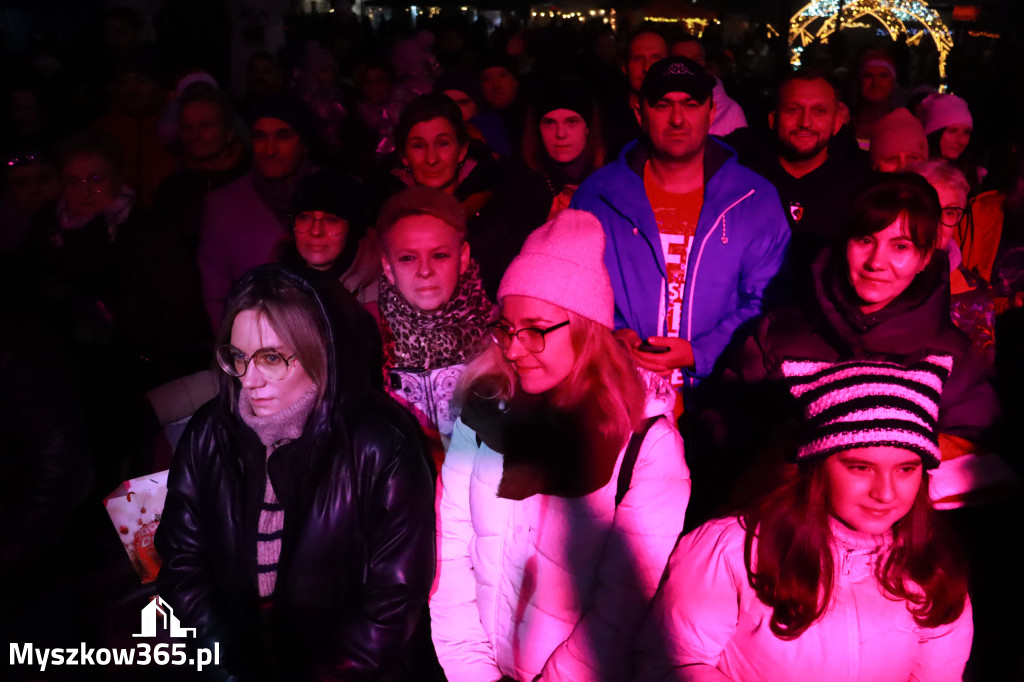 Fotorelacja I: Iskry Jarmark Bożonarodzeniowy w Żarkach