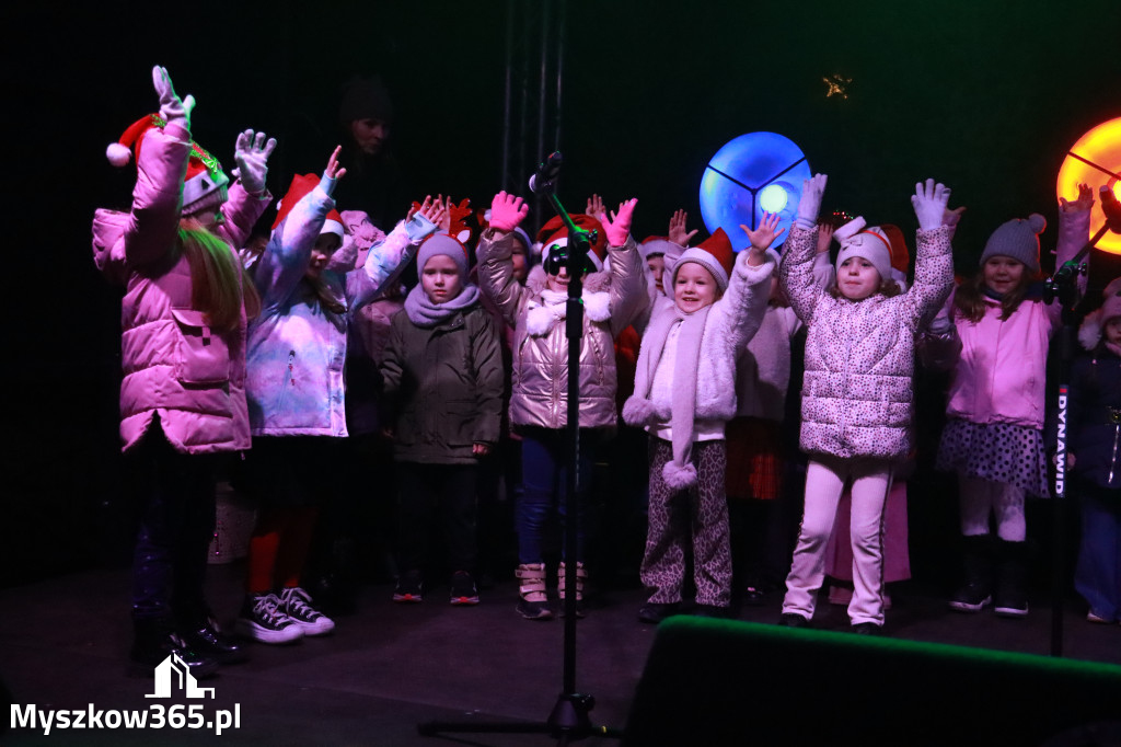 Fotorelacja I: Iskry Jarmark Bożonarodzeniowy w Żarkach