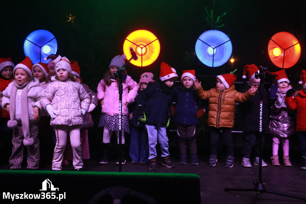 Fotorelacja I: Iskry Jarmark Bożonarodzeniowy w Żarkach