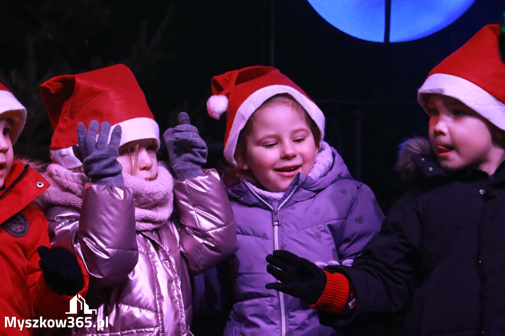 Fotorelacja I: Iskry Jarmark Bożonarodzeniowy w Żarkach