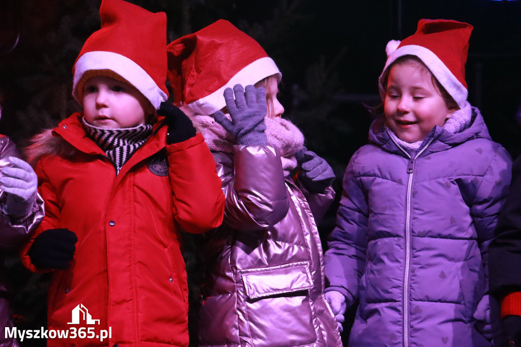 Fotorelacja I: Iskry Jarmark Bożonarodzeniowy w Żarkach