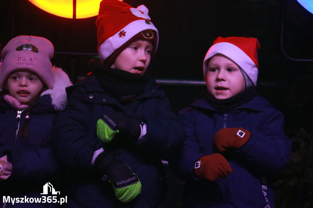 Fotorelacja I: Iskry Jarmark Bożonarodzeniowy w Żarkach
