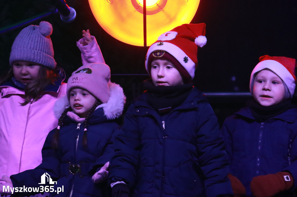 Fotorelacja I: Iskry Jarmark Bożonarodzeniowy w Żarkach