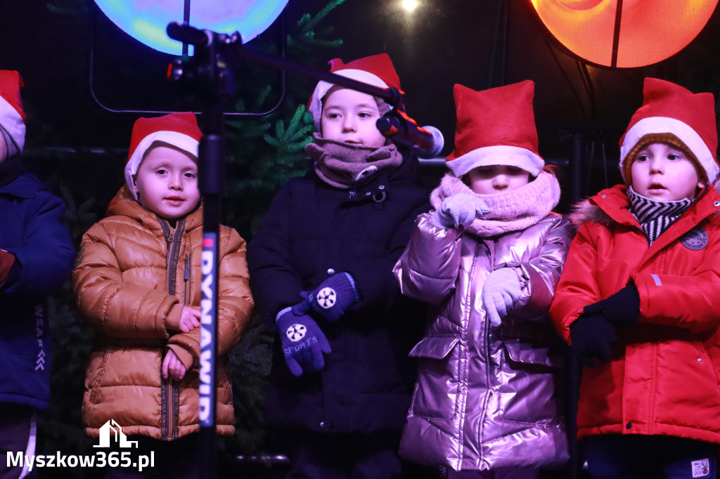 Fotorelacja I: Iskry Jarmark Bożonarodzeniowy w Żarkach