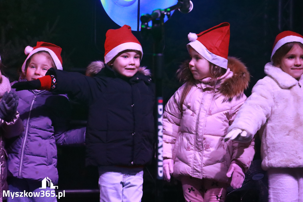 Fotorelacja I: Iskry Jarmark Bożonarodzeniowy w Żarkach
