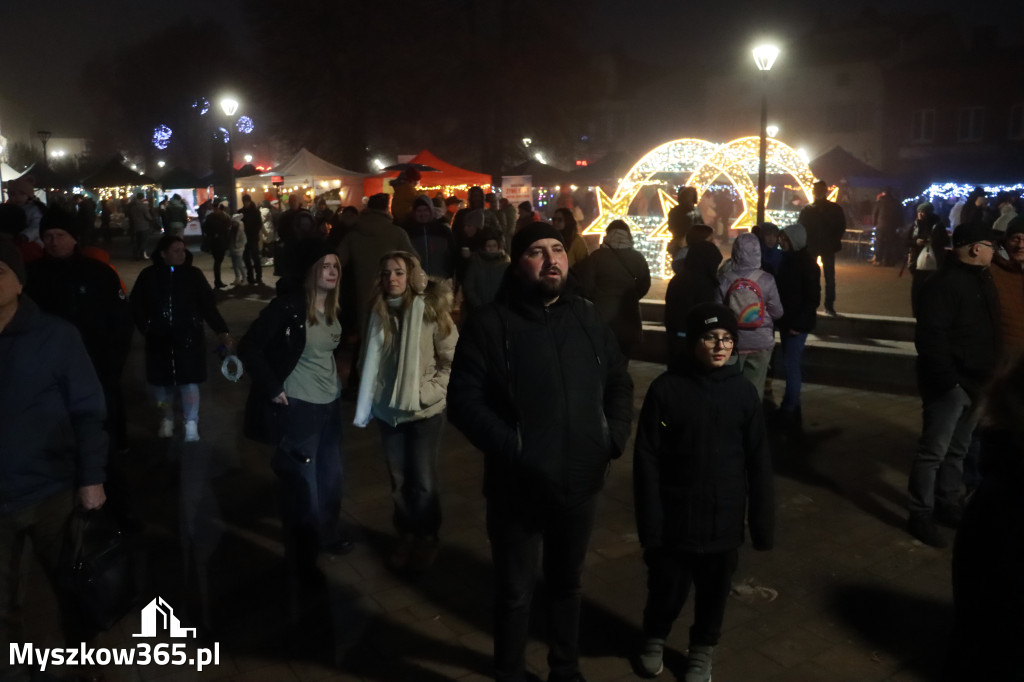 Fotorelacja I: Iskry Jarmark Bożonarodzeniowy w Żarkach