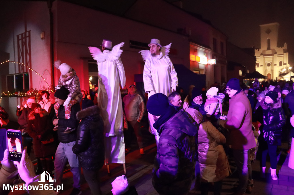 Fotorelacja I: Iskry Jarmark Bożonarodzeniowy w Żarkach