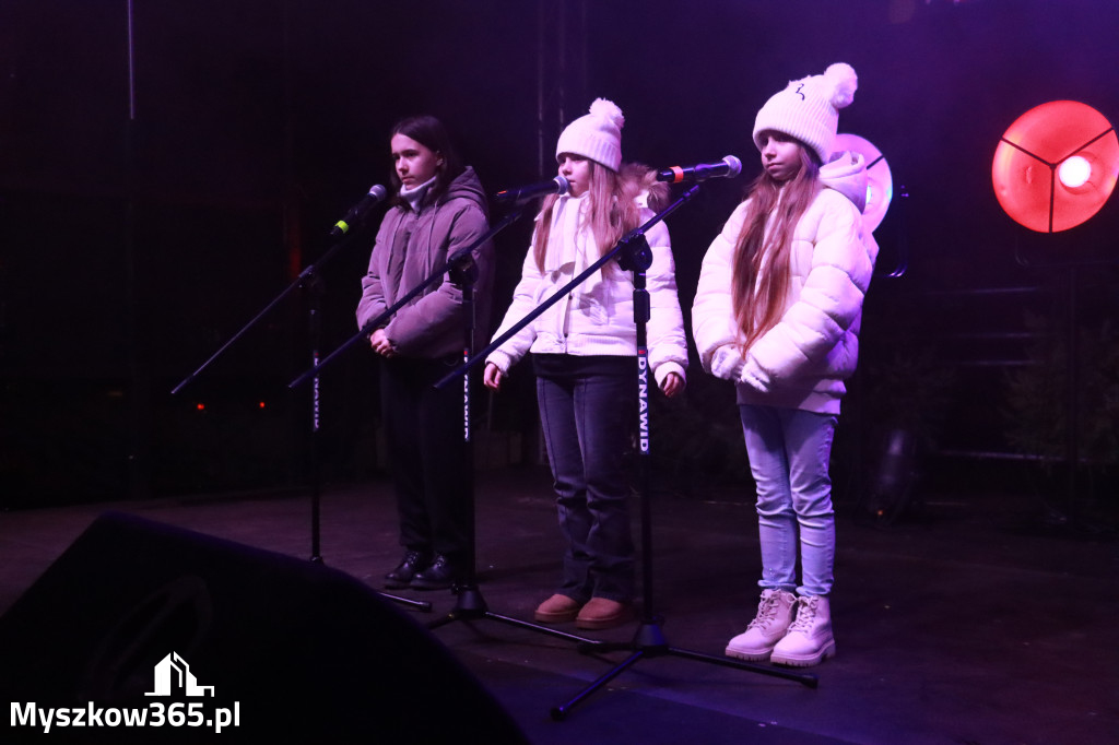 Fotorelacja I: Iskry Jarmark Bożonarodzeniowy w Żarkach