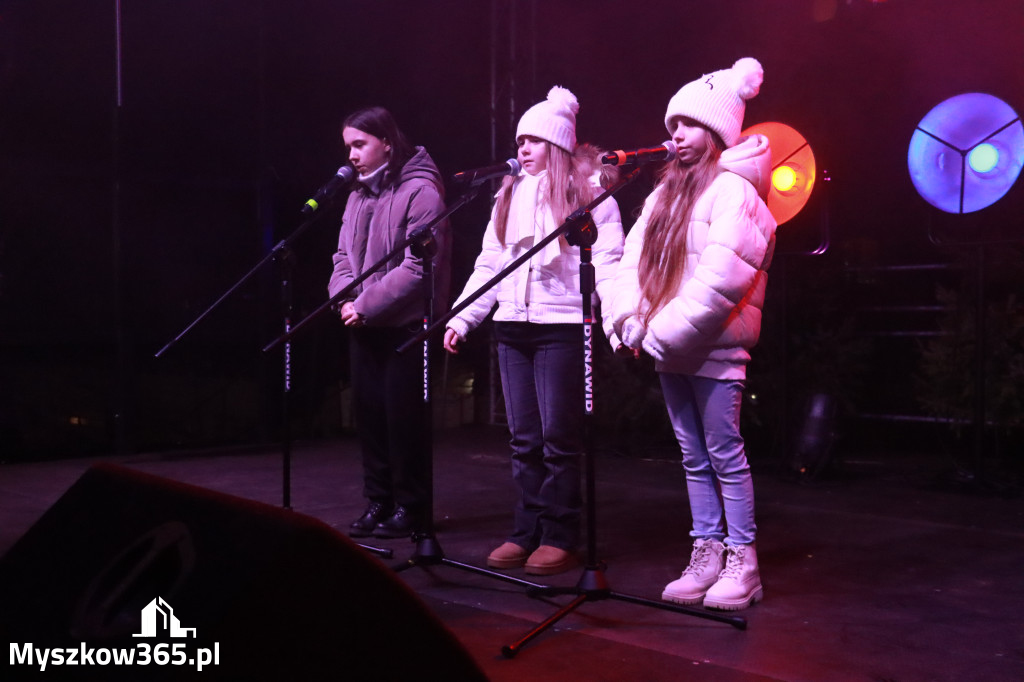 Fotorelacja I: Iskry Jarmark Bożonarodzeniowy w Żarkach