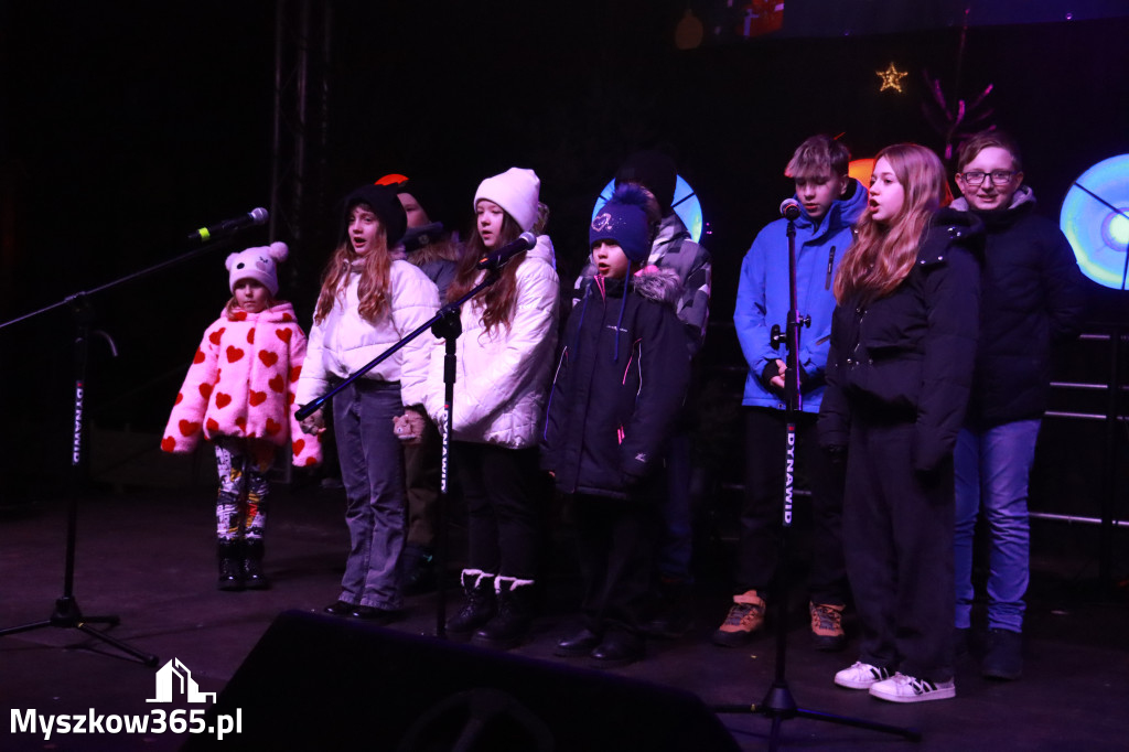 Fotorelacja I: Iskry Jarmark Bożonarodzeniowy w Żarkach