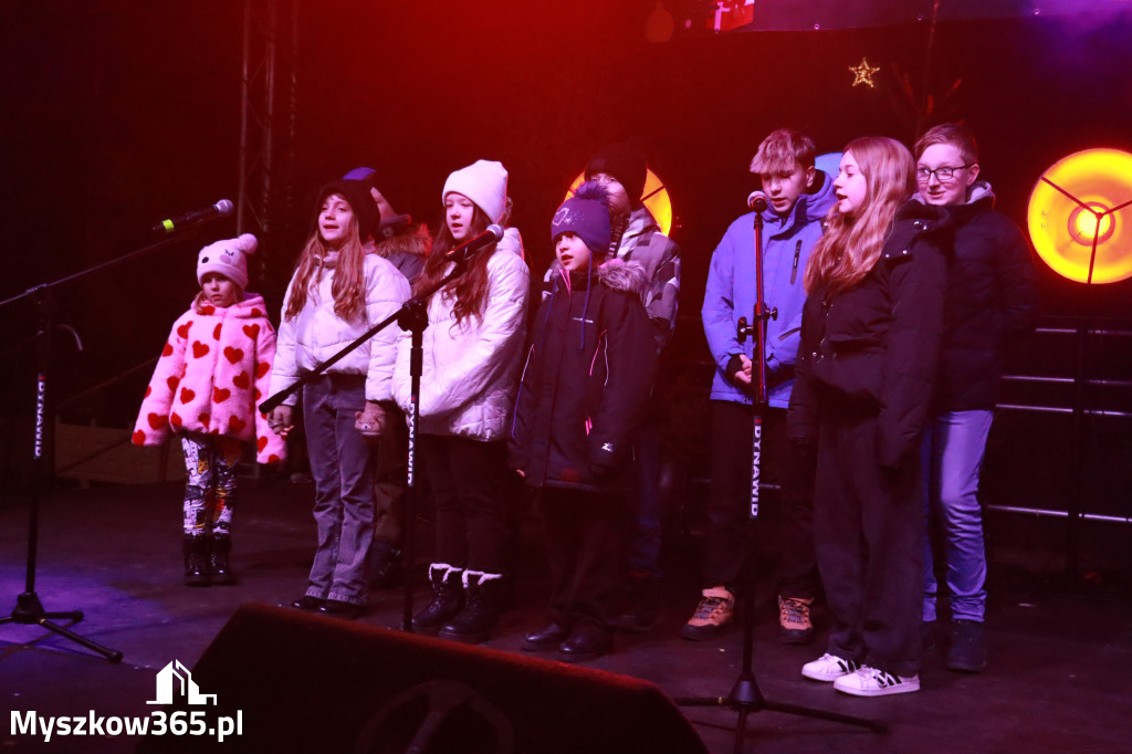 Fotorelacja I: Iskry Jarmark Bożonarodzeniowy w Żarkach