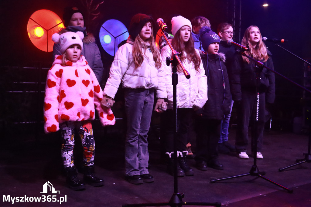 Fotorelacja I: Iskry Jarmark Bożonarodzeniowy w Żarkach