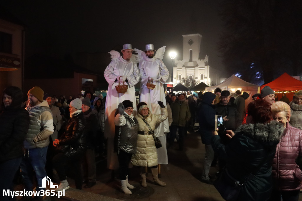 Fotorelacja I: Iskry Jarmark Bożonarodzeniowy w Żarkach