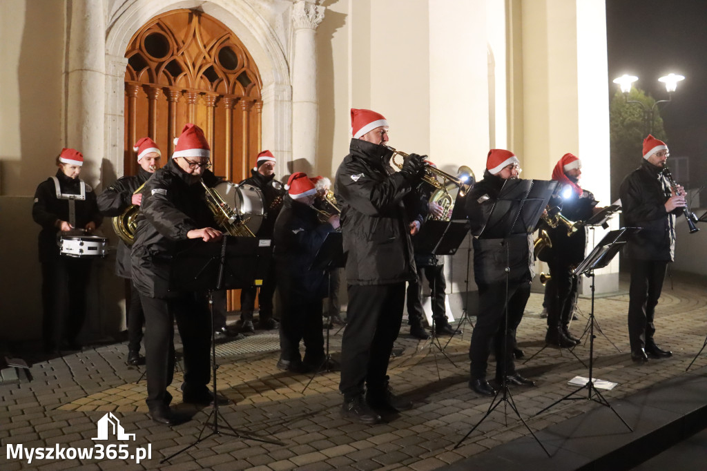 Fotorelacja II: Iskry Jarmark Bożonarodzeniowy w Żarkach