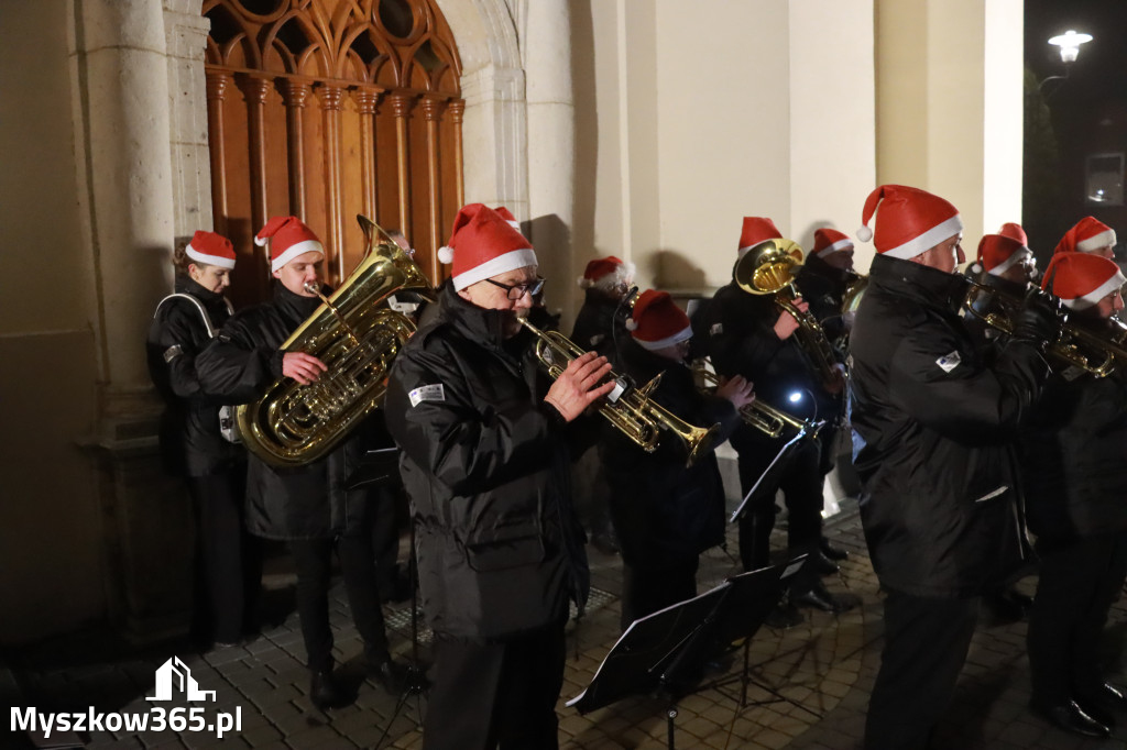 Fotorelacja II: Iskry Jarmark Bożonarodzeniowy w Żarkach