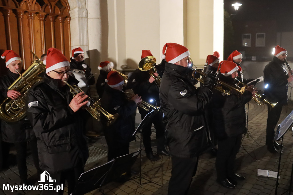 Fotorelacja II: Iskry Jarmark Bożonarodzeniowy w Żarkach