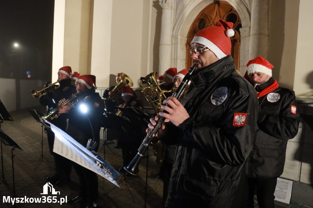 Fotorelacja II: Iskry Jarmark Bożonarodzeniowy w Żarkach