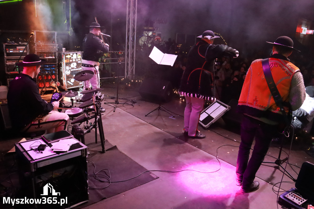 Fotorelacja II: Iskry Jarmark Bożonarodzeniowy w Żarkach