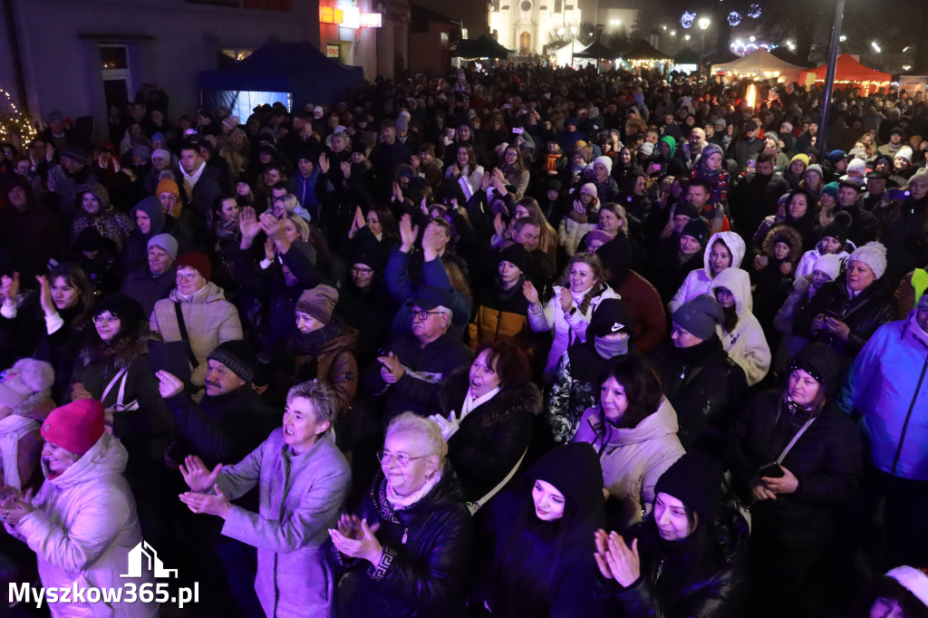 Fotorelacja II: Iskry Jarmark Bożonarodzeniowy w Żarkach