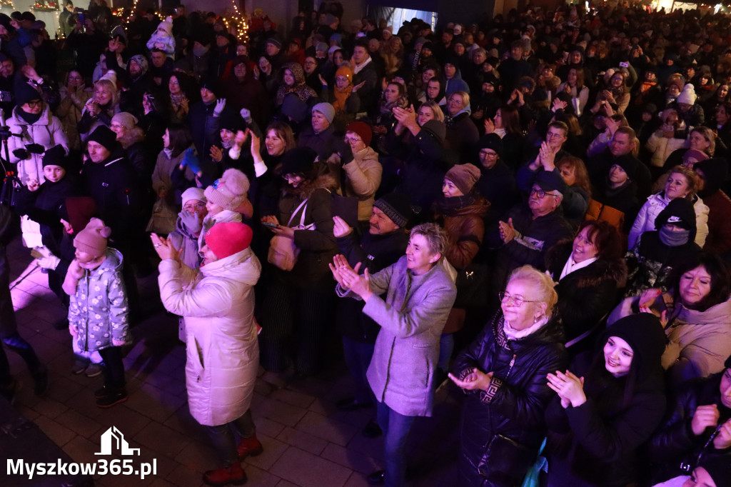 Fotorelacja II: Iskry Jarmark Bożonarodzeniowy w Żarkach