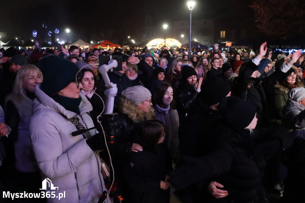 Fotorelacja II: Iskry Jarmark Bożonarodzeniowy w Żarkach