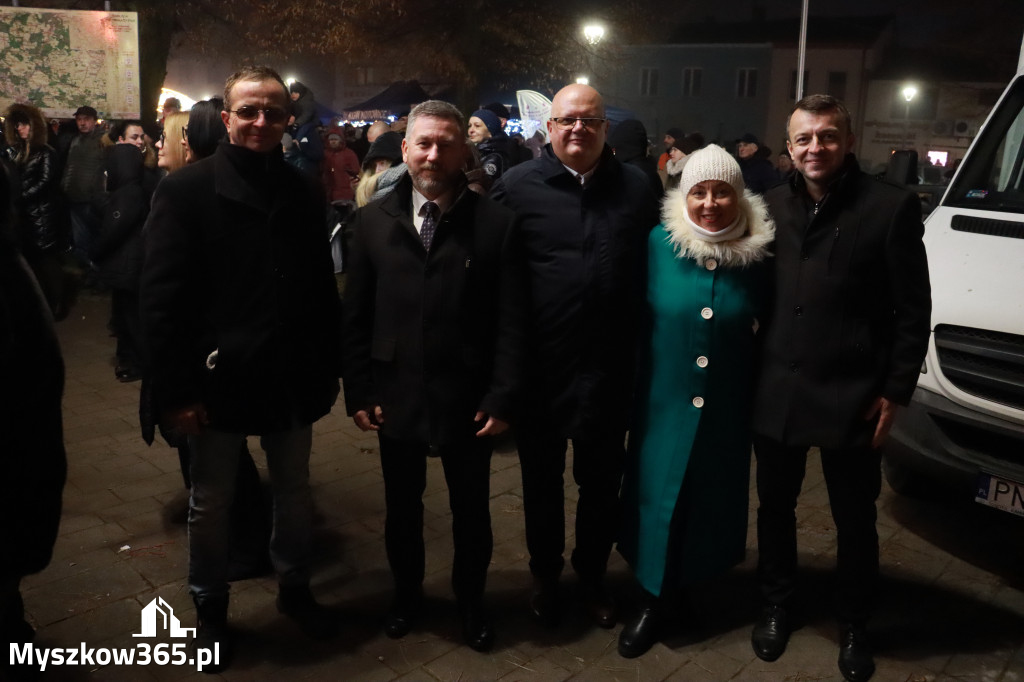 Fotorelacja II: Iskry Jarmark Bożonarodzeniowy w Żarkach