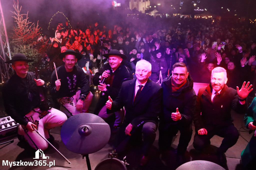 Fotorelacja II: Iskry Jarmark Bożonarodzeniowy w Żarkach