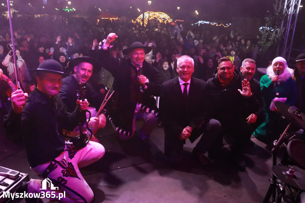 Fotorelacja II: Iskry Jarmark Bożonarodzeniowy w Żarkach