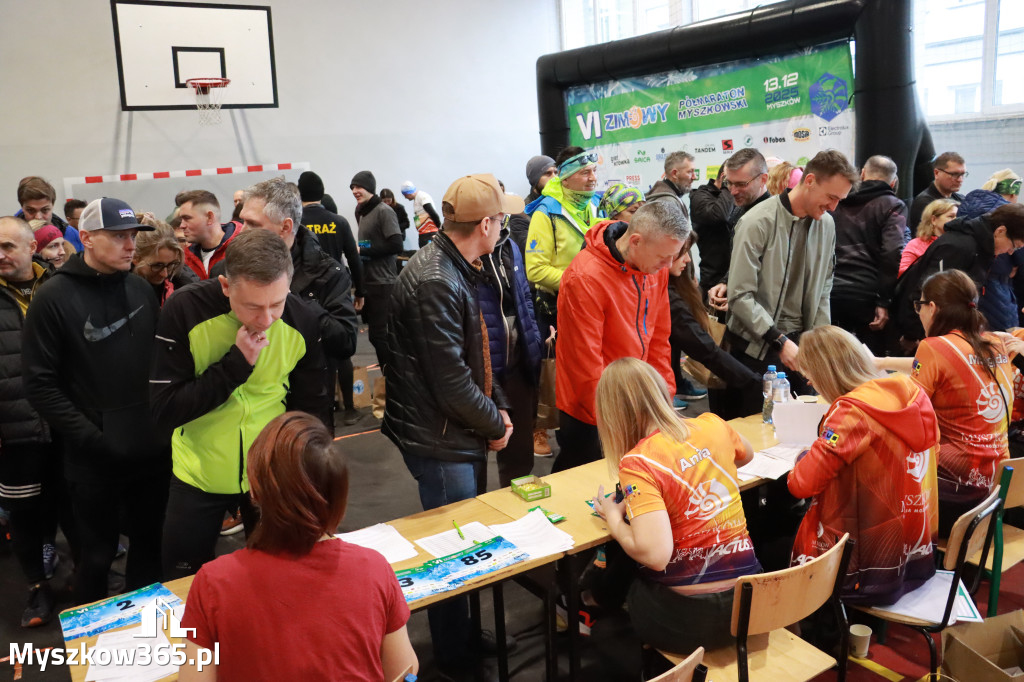 Fotorelacja: 1 Zimowy Półmaraton Myszkowski 2025