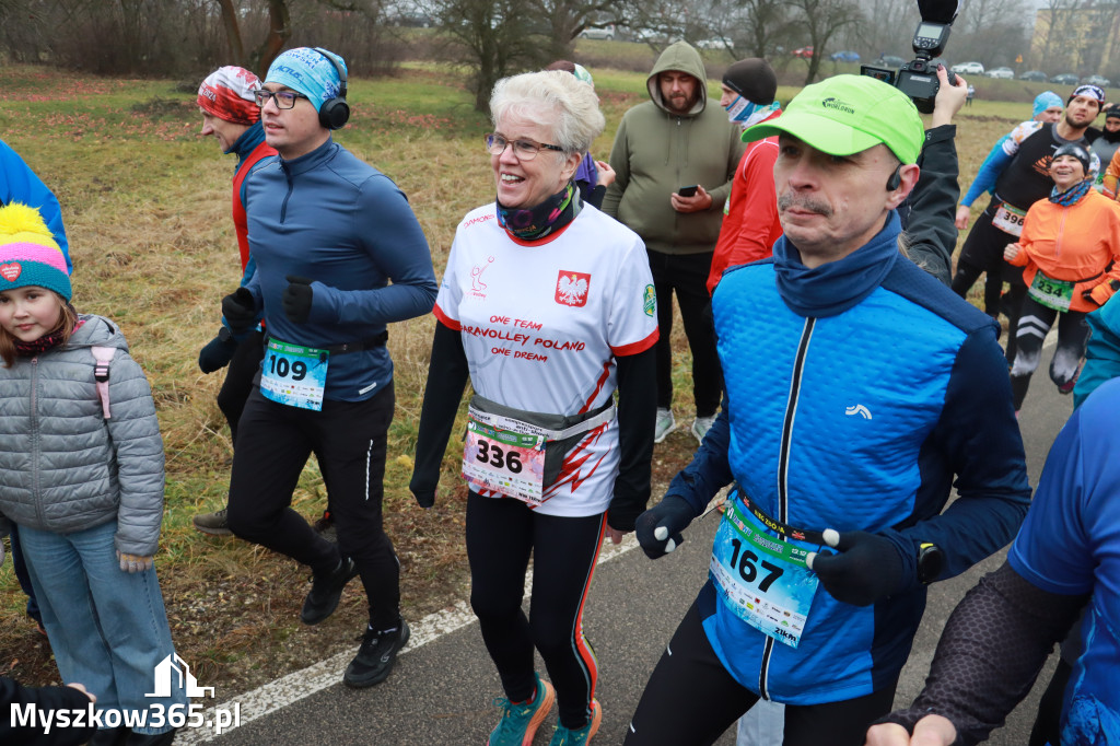 Fotorelacja: 1 Zimowy Półmaraton Myszkowski 2025