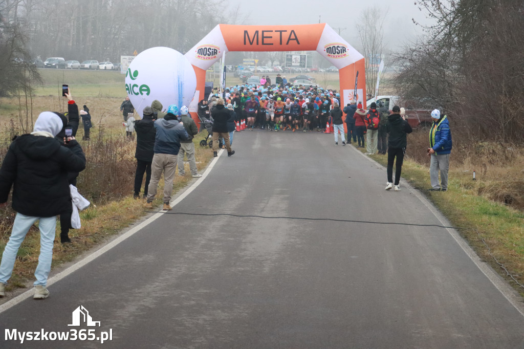 Fotorelacja: 1 Zimowy Półmaraton Myszkowski 2025