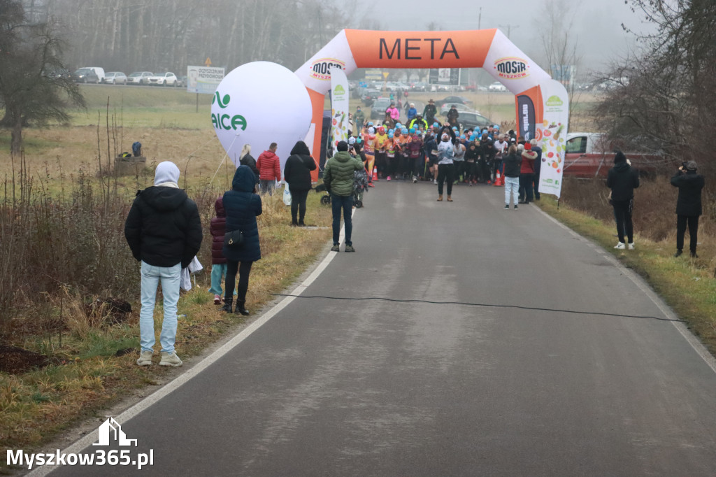 Fotorelacja: 1 Zimowy Półmaraton Myszkowski 2025