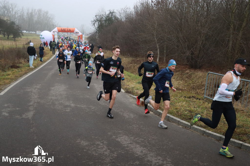 Fotorelacja: 1 Zimowy Półmaraton Myszkowski 2025