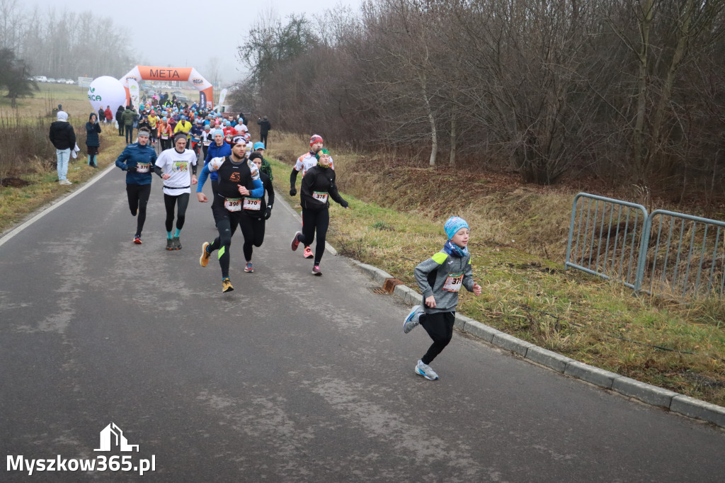 Fotorelacja: 1 Zimowy Półmaraton Myszkowski 2025