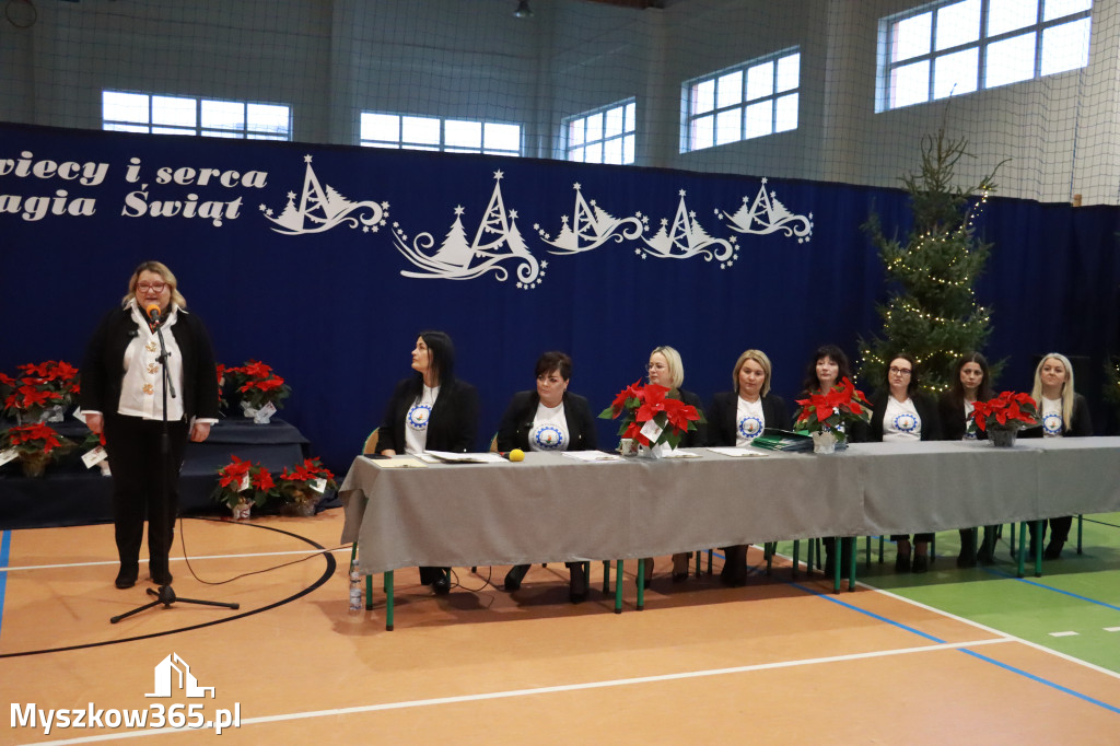 Fotorelacja: Magia Świąt w KWIATKOWSKIM Myszków