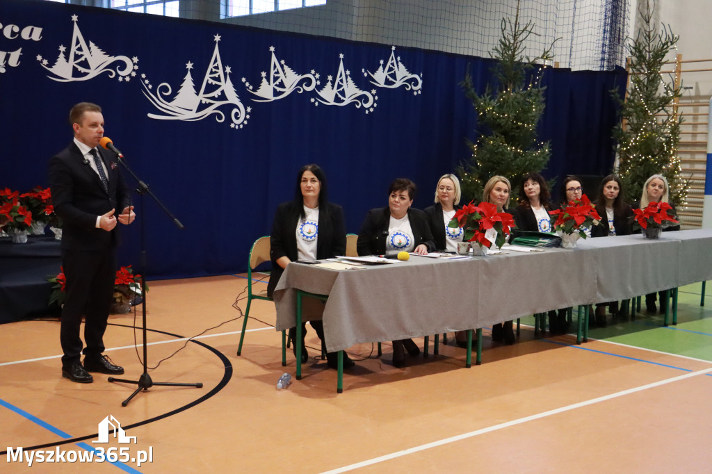 Fotorelacja: Magia Świąt w KWIATKOWSKIM Myszków