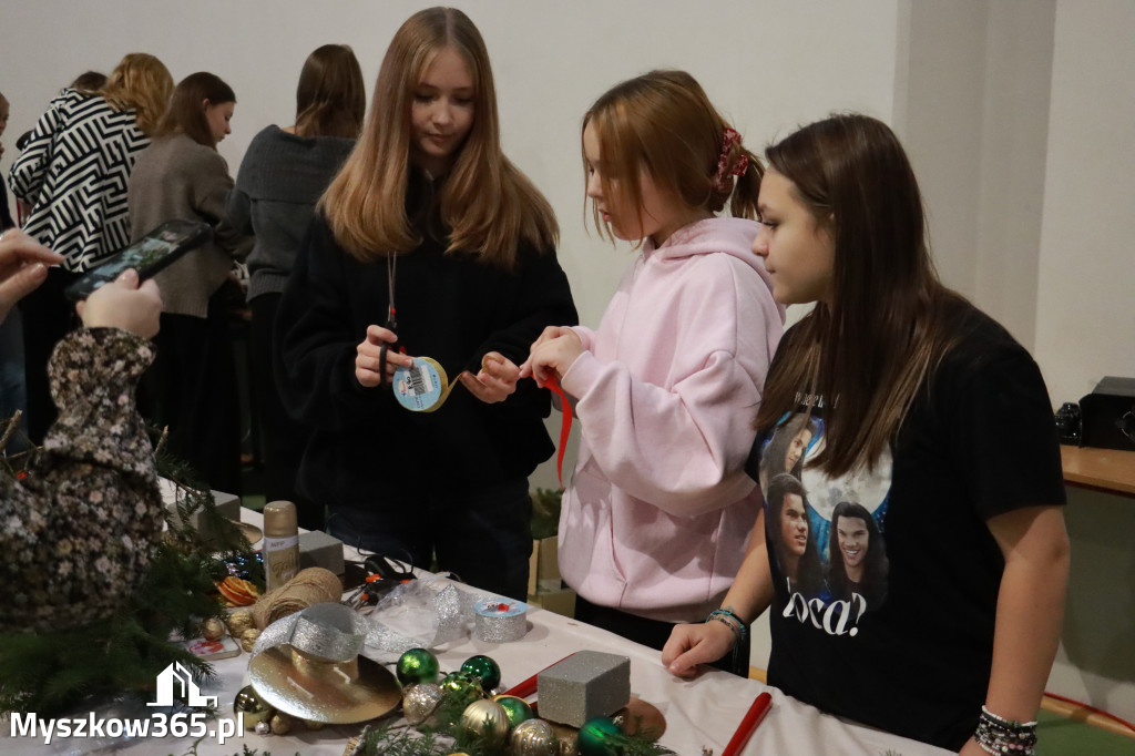 Fotorelacja: Magia Świąt w KWIATKOWSKIM Myszków