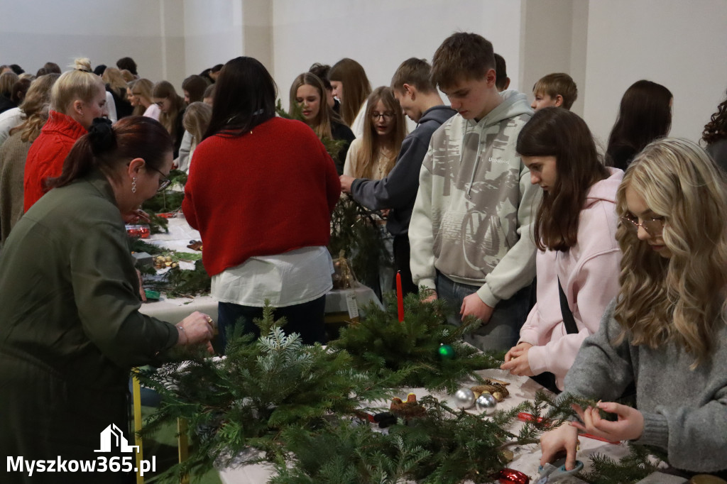 Fotorelacja: Magia Świąt w KWIATKOWSKIM Myszków