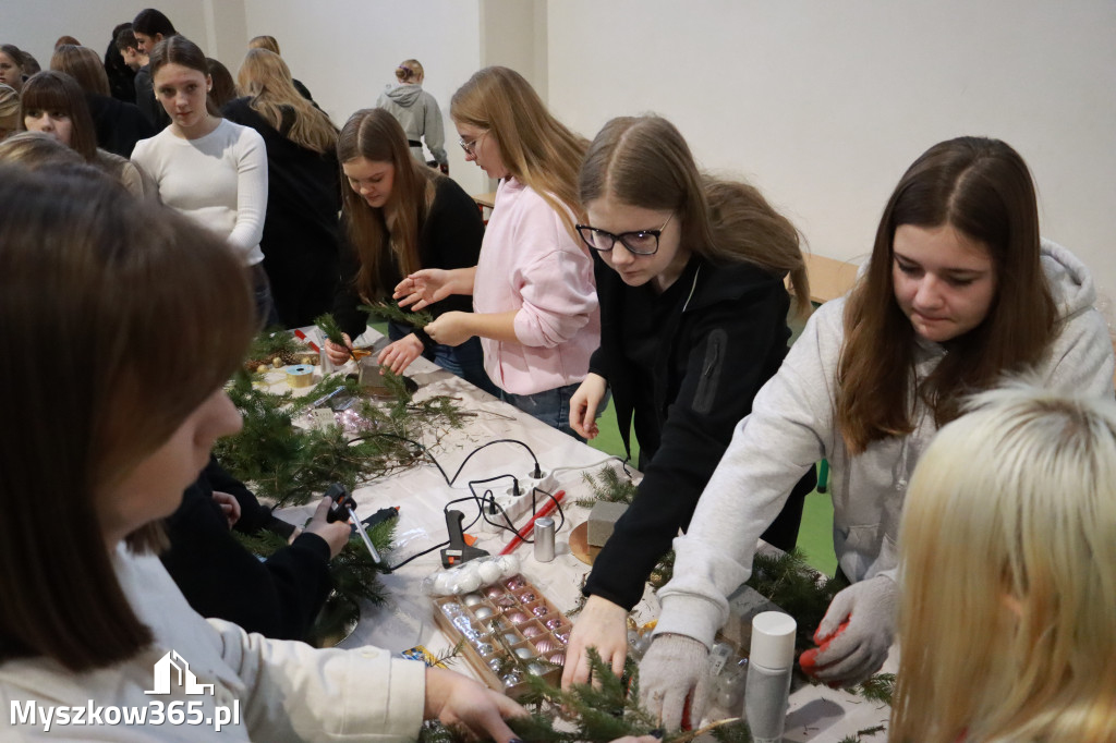 Fotorelacja: Magia Świąt w KWIATKOWSKIM Myszków