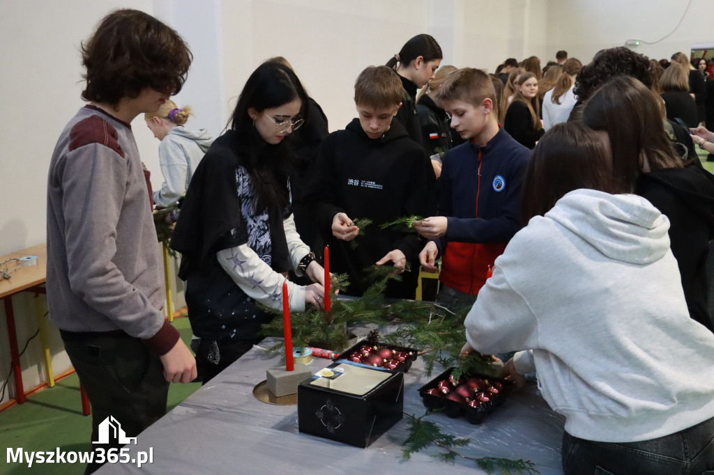 Fotorelacja: Magia Świąt w KWIATKOWSKIM Myszków