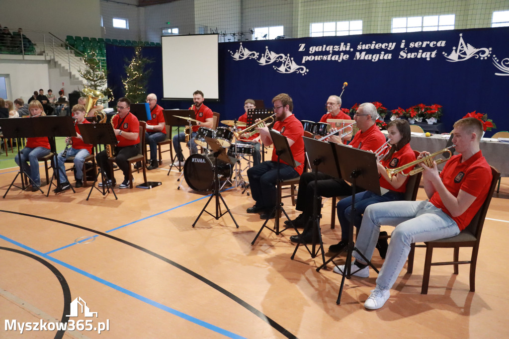 Fotorelacja: Magia Świąt w KWIATKOWSKIM Myszków