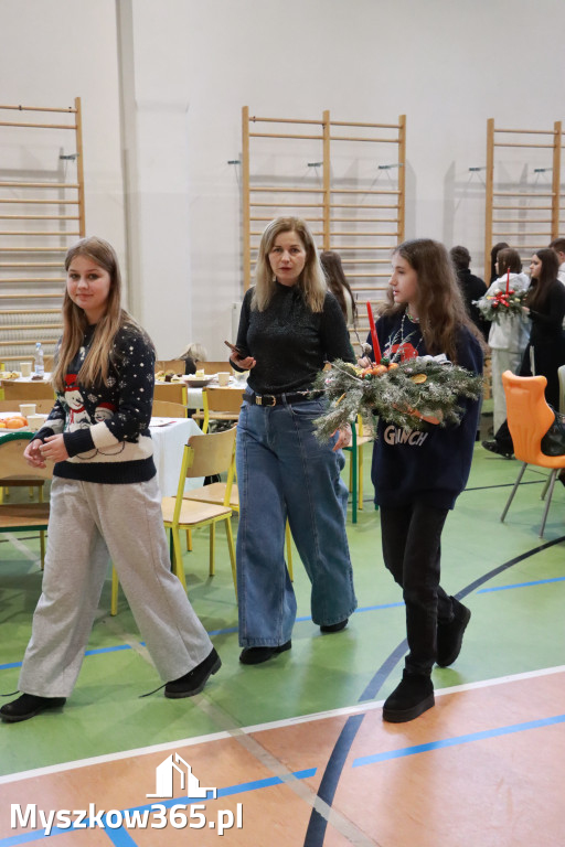 Fotorelacja: Magia Świąt w KWIATKOWSKIM Myszków