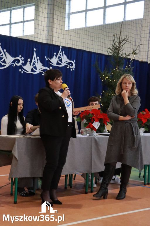 Fotorelacja: Magia Świąt w KWIATKOWSKIM Myszków