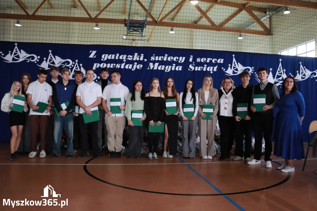 Fotorelacja: Magia Świąt w KWIATKOWSKIM Myszków