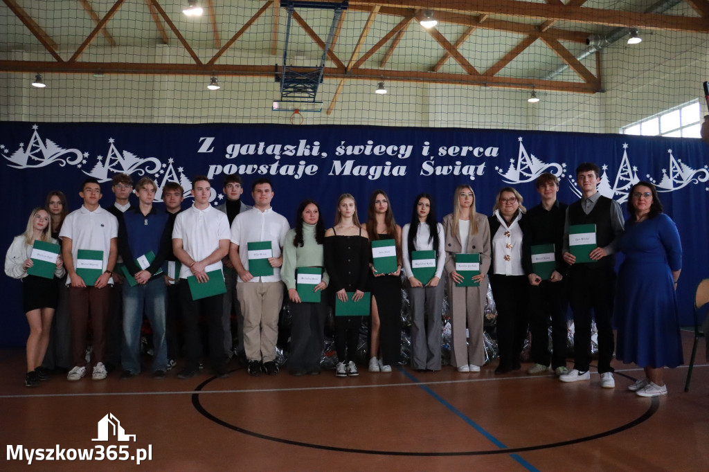 Fotorelacja: Magia Świąt w KWIATKOWSKIM Myszków