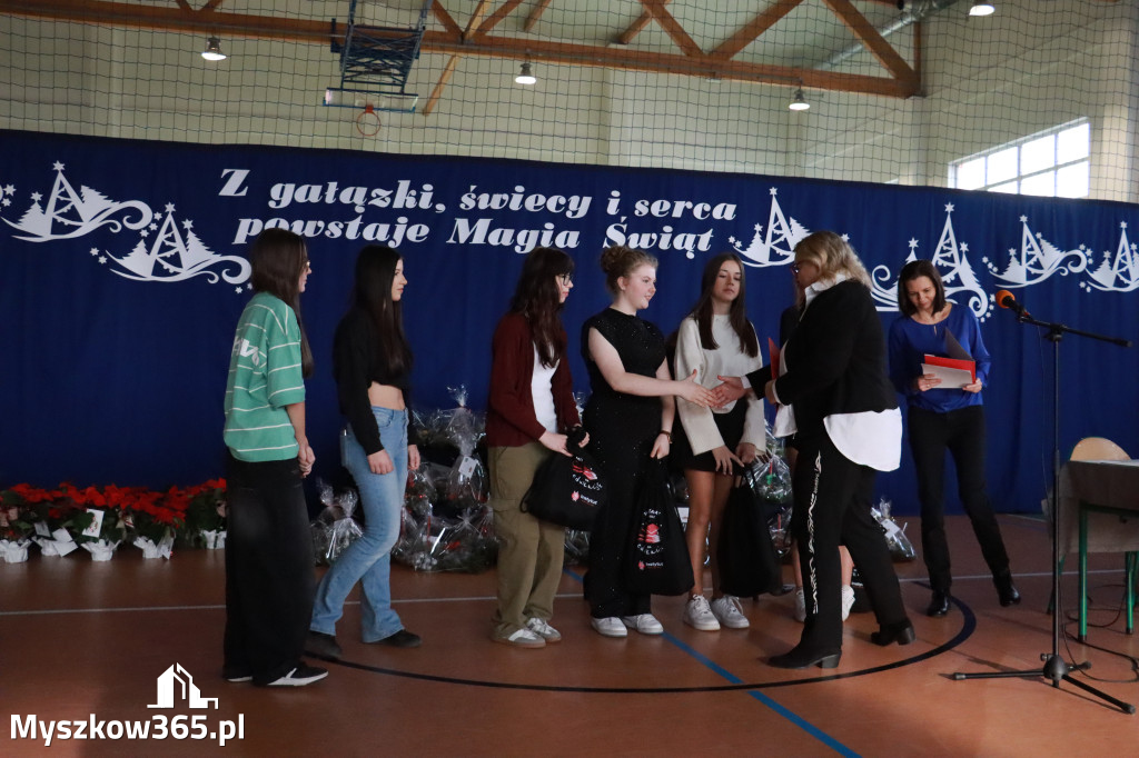 Fotorelacja: Magia Świąt w KWIATKOWSKIM Myszków