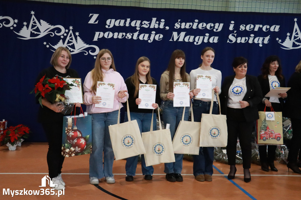 Fotorelacja: Magia Świąt w KWIATKOWSKIM Myszków