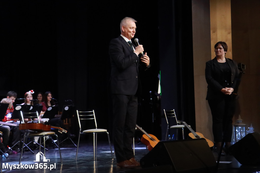 Fotorelacja: Koncert Kolęd MDK Myszków