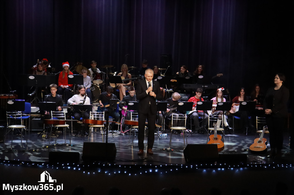Fotorelacja: Koncert Kolęd MDK Myszków