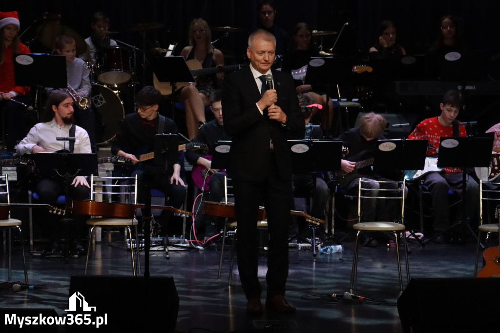 Fotorelacja: Koncert Kolęd MDK Myszków